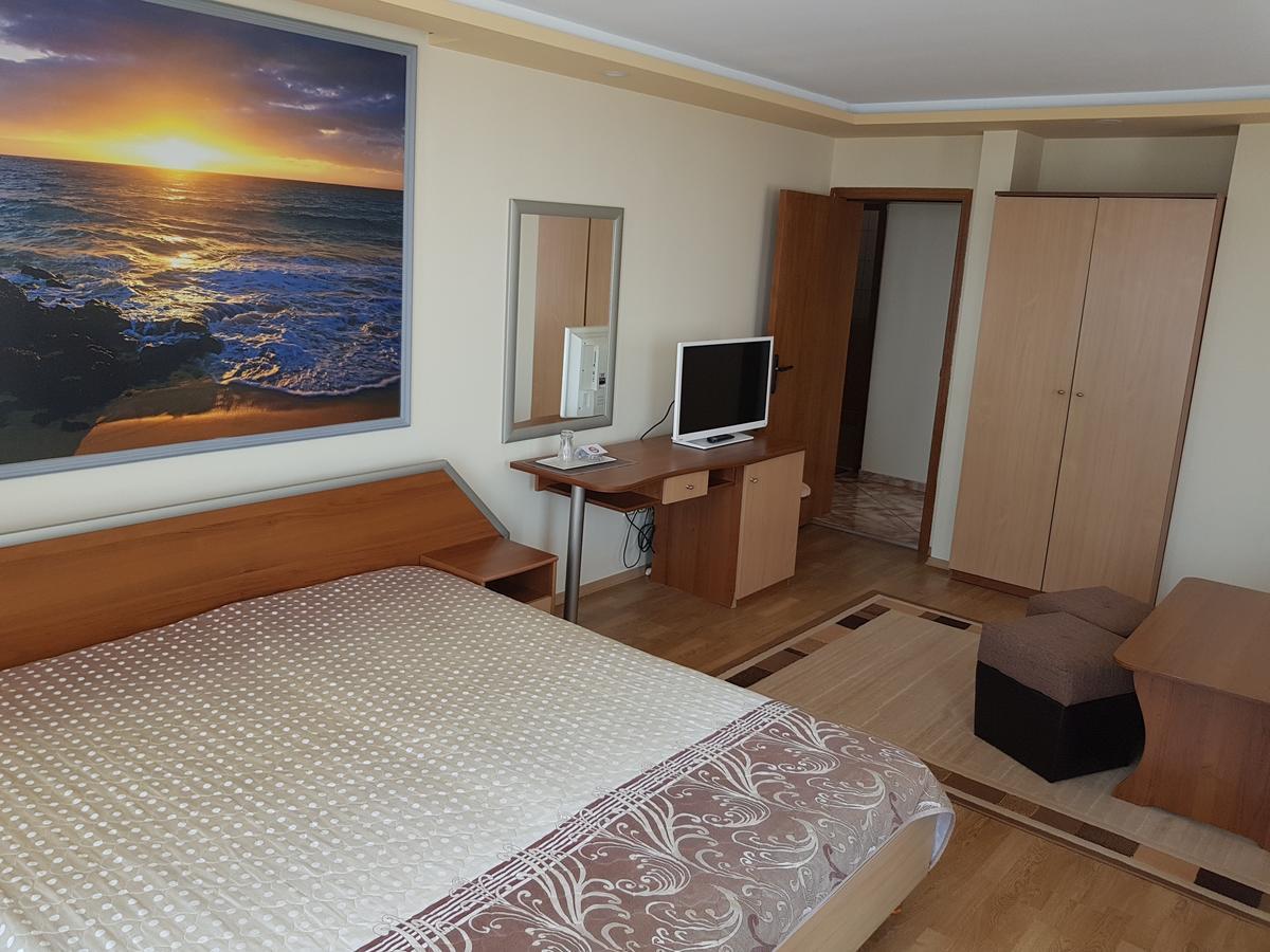 Guest House Ianis Paradise Nesebar Exterior foto